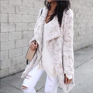BB Dakota Cream Faux Fur Open Front Jacket